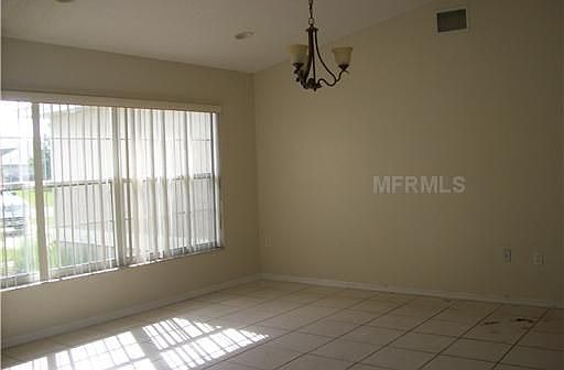2nd image of 3695 Fountainbleu Blvd