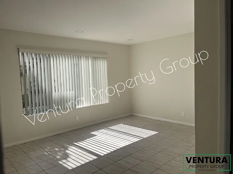 520 S I St #3 — Photo 11