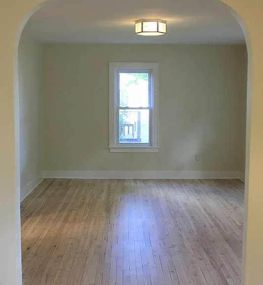 113 1st St NW — Photo 6