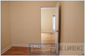 5th image of 158 E 82nd St APT 4B