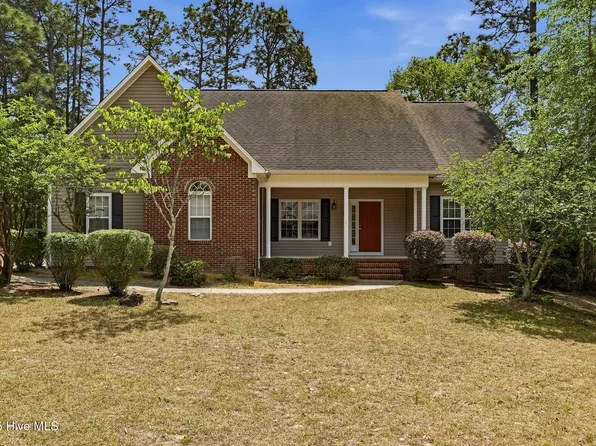 6 Moore Drive, Pinehurst, NC 28374