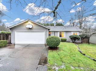 2390 NE Spruce Ave, Gresham, OR 97030