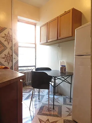 Rented by Sher Management | media 21