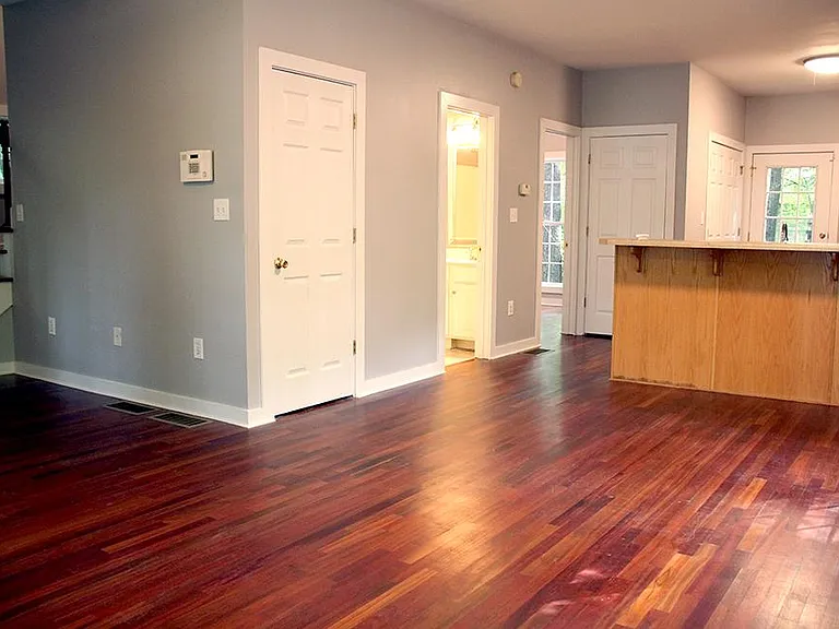 285 Timberlane Dr — Photo 5