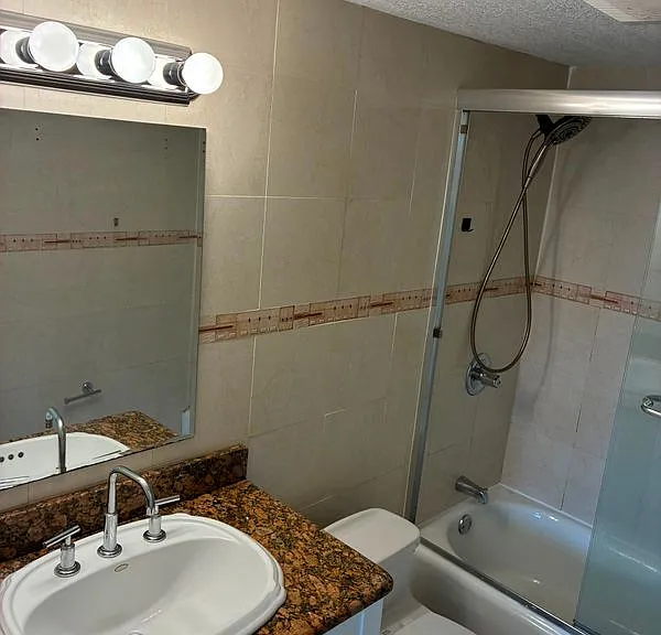1300 Moffett St #209 — Photo 9
