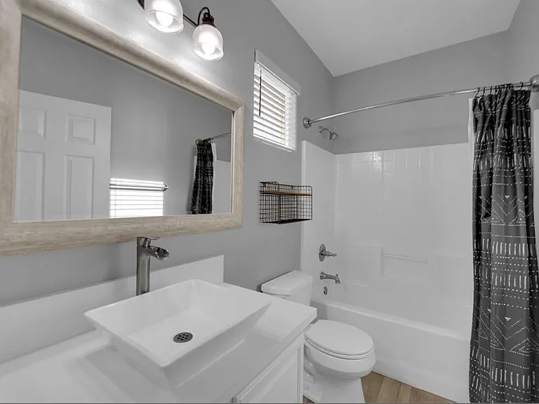 9929 Lago De Coco Ave — Photo 24