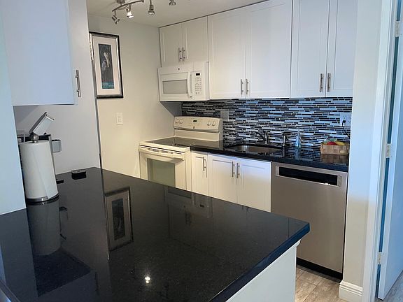 5th image of 4658 Bougainvilla Dr APT 63