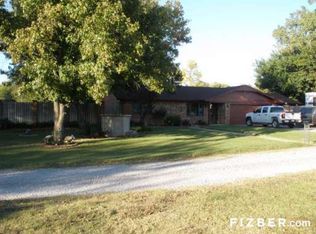 1292 County Road 1344, Chickasha, OK 73018