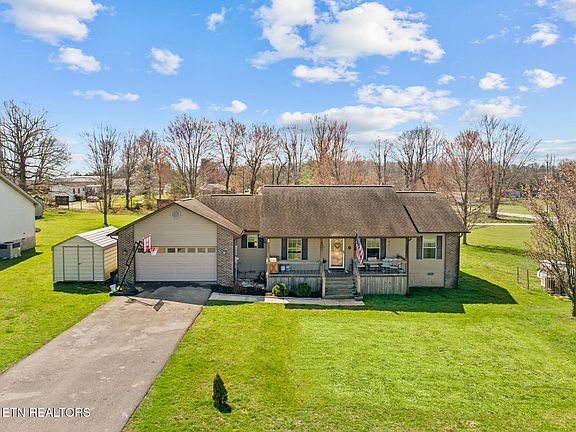2nd image of 34 Lakyn Dr