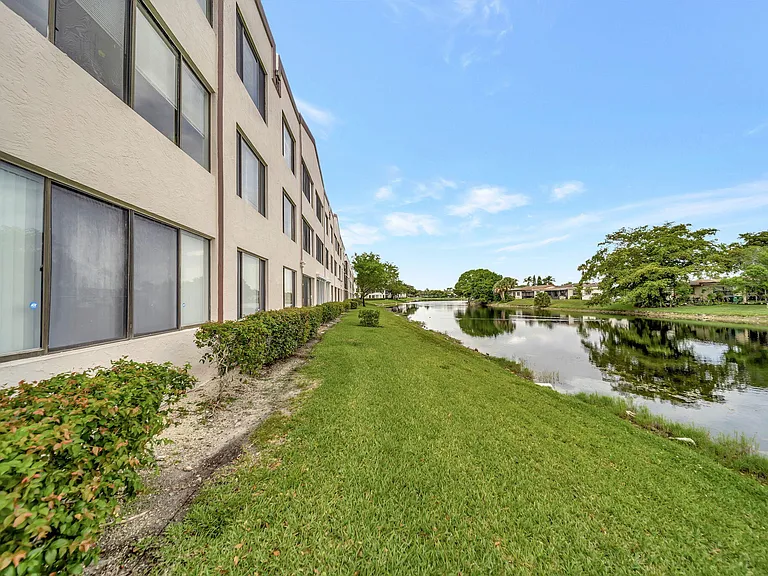 9485 N Belfort Cir #308 — Photo 49