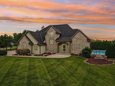 7380 S Cambridge DRIVE, Franklin, WI, 53132