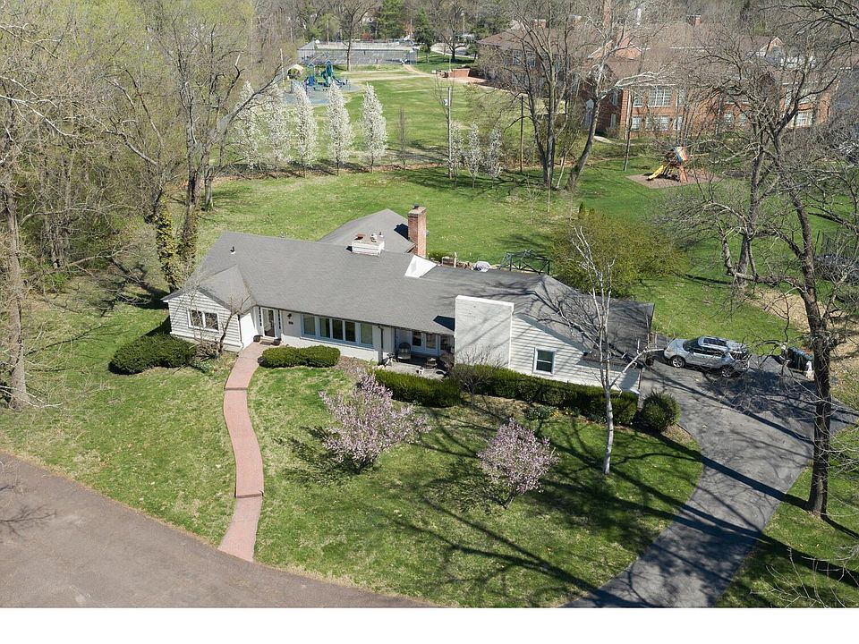 24 Warson Ter Saint Louis, MO Zillow