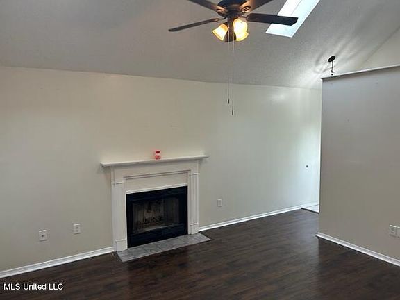2nd image of 1716 James Buchanan Dr