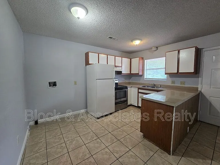 2708 Ingram Rd #G — Photo 4