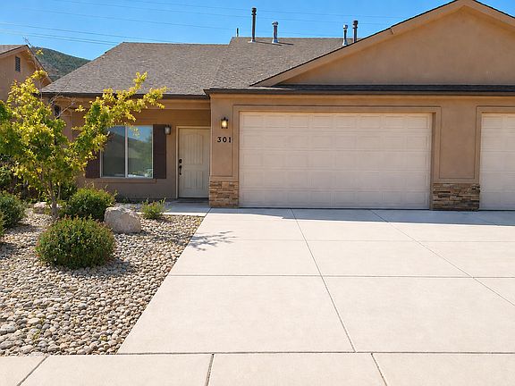 2nd image of 301 W Bristlecone Dr