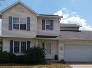 1192 Mayfield Rd, Hartford, WI 53027