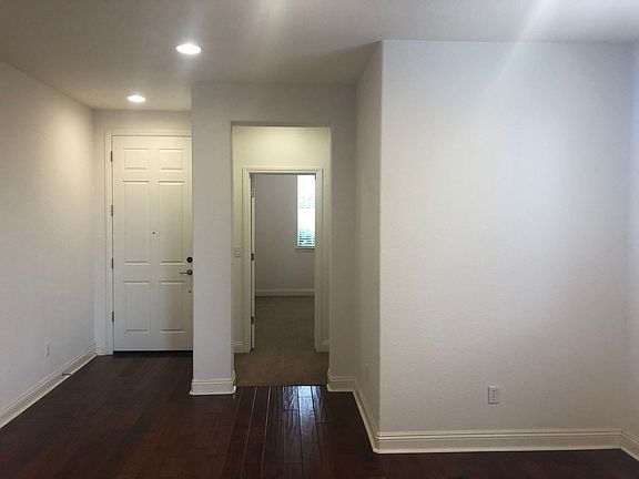 3rd image of 3651 Rosecrest Cir