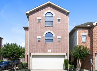 3556 Link Valley Dr, Houston, TX 77025