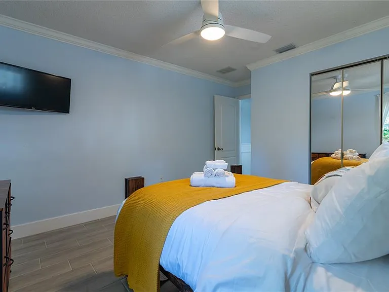 6908 Arbor Oaks Cir — Photo 38