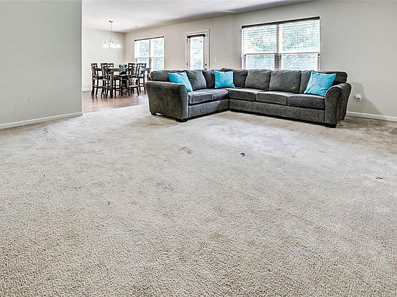 5th image of 3508 Whitworth Dr
