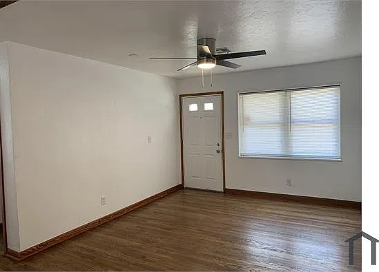 4 bed, 1128 sqft, $1,395 — Photo 2