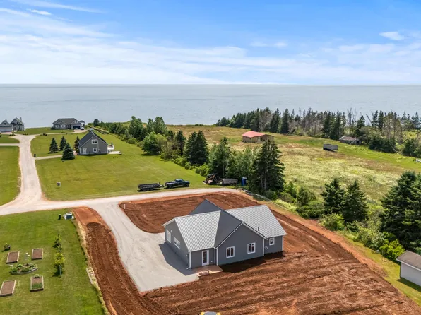 12 Rebokary Ln, Canoe Cove, PE C0A 1H7