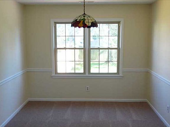3rd image of 1553 Willimantic Dr