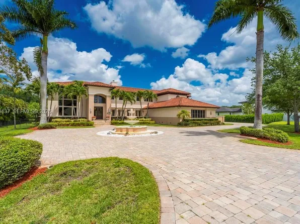 13425 SW 37th Pl, Davie, FL 33330