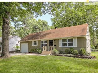 4918 W 71st Ter, Prairie Village, KS 66208