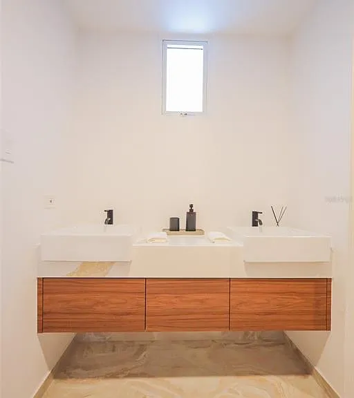 550 Avenue De La Constitucion #1408 — Photo 44