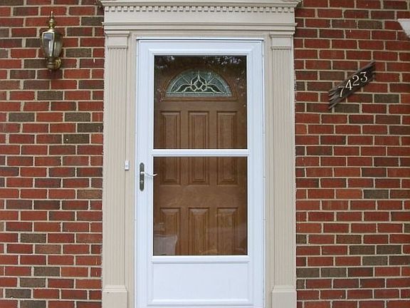 2nd image of 7423 Jayhawk St