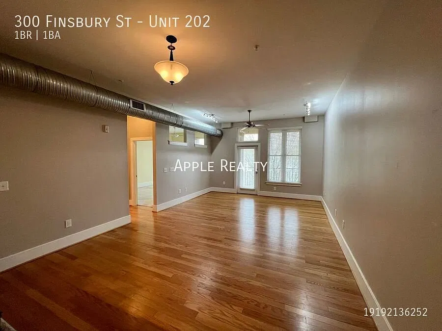 300 Finsbury St — Photo 2
