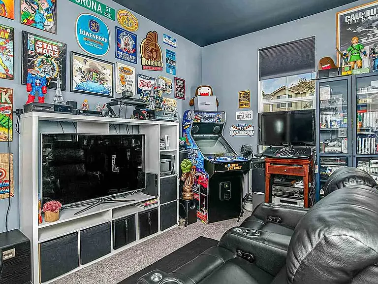4022 Chalk Hill Way — Photo 25