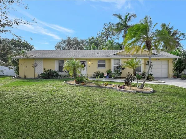 2760 Clipper WAY, NAPLES, FL 34104