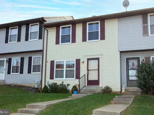 653 Johahn Dr, Westminster, MD 21158