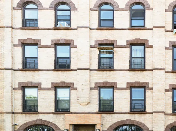 786 Madison Street image 10 of 10