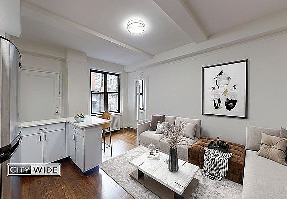 4th image of 140 E 46th St APT 8K