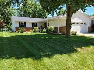 32 N Oxford Rd, Springfield, IL 62702