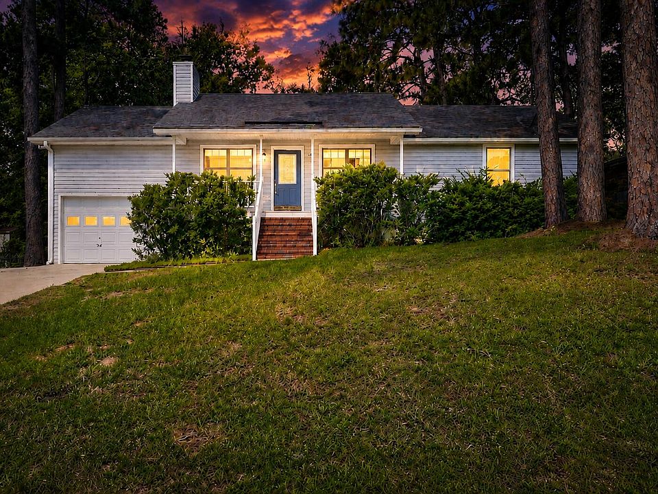 1st image of 30 Suffolk Dr
