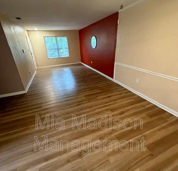 9406 Dunwoody Dr — Photo 8
