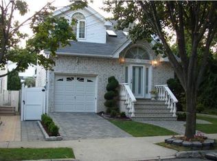 566 Main St, Staten Island, NY
