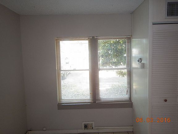 4th image of 361539 Pine St #B