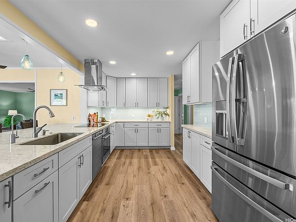 5th image of 1447 Onioni St