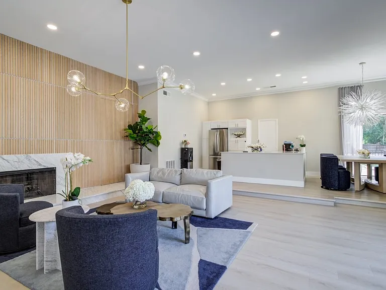 Peppertree Apartment Homes — Photo 18