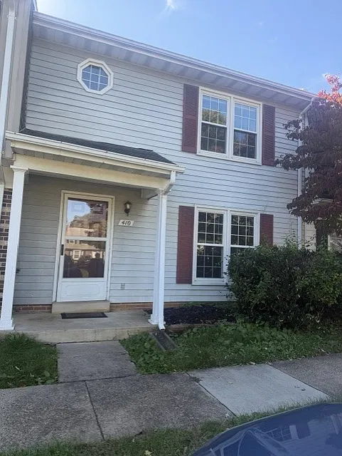 410 Forest Ct
