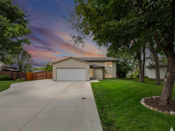 9430 Hale Ave S, Cottage Grove, MN 55016