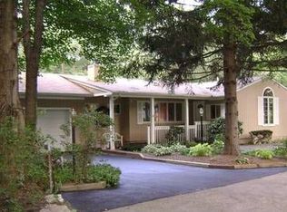 2 Yale Rd, Hewitt, NJ 07421