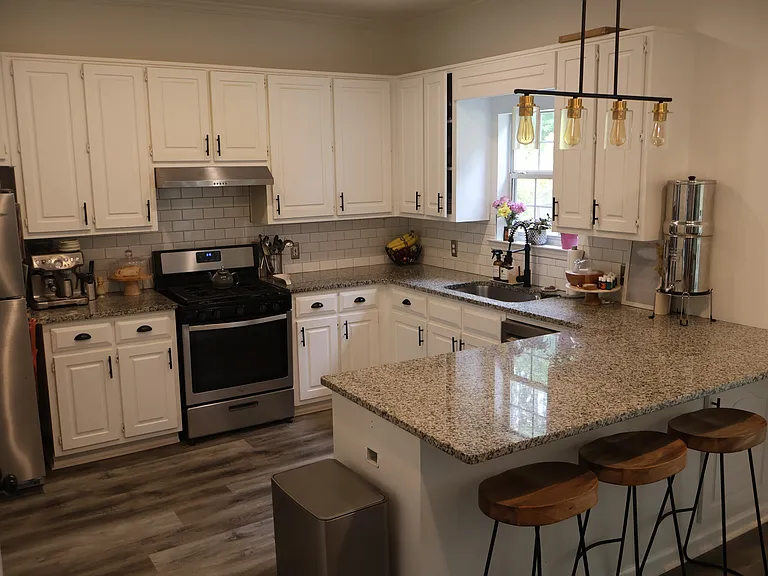 328 Bartlett Dr — Photo 7