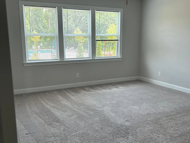 123 Vivian Ln — Photo 29