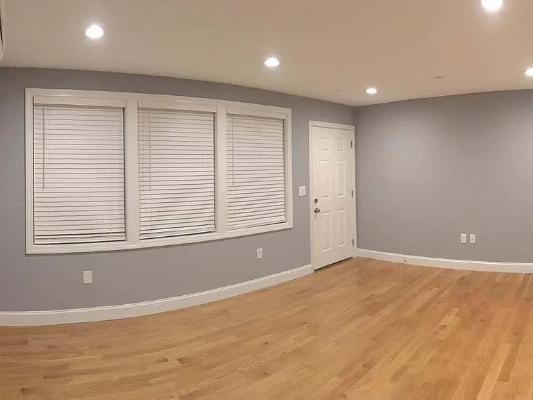 114 Harvard St #114 — Photo 9